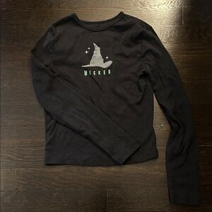 GAP Black Long Sleeve Kids Tee with Witch Hat Design (Girls)